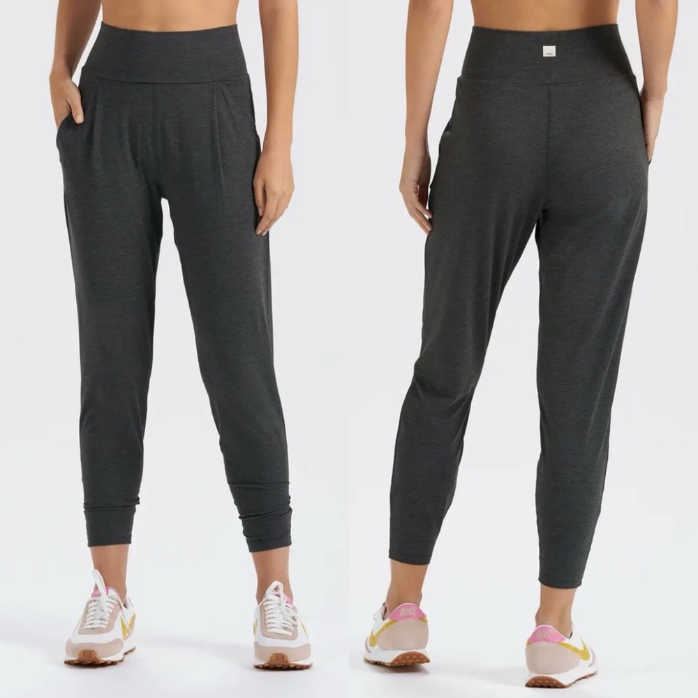 Vuori Dark Charcoal Jogger Pants